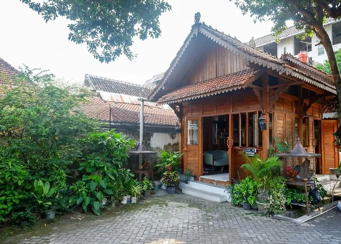 RedDoorz near Plengkung Gading 2 Hotel Yogyakarta